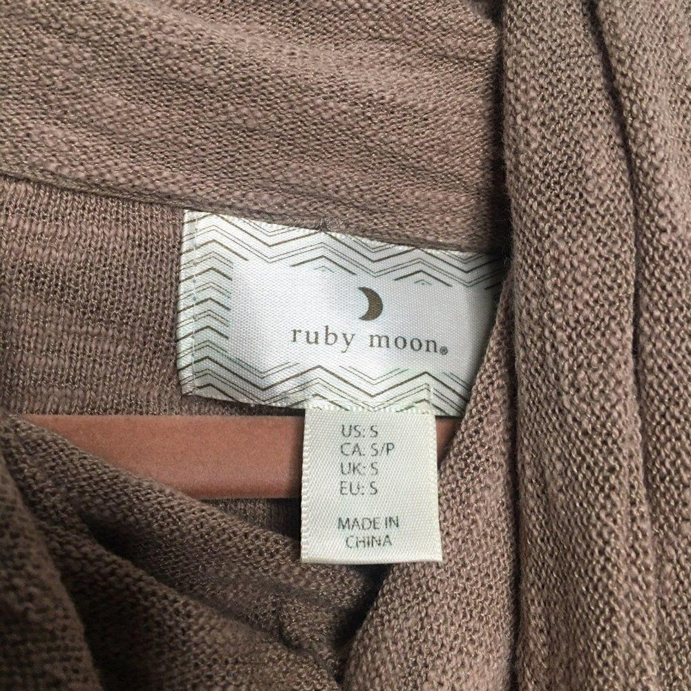 Ruby moon Sweater size S - Picture 2 of 3